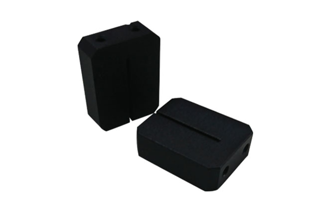 cnc精密機(jī)械零件加工價(jià)格對(duì)比同類產(chǎn)品有哪些不同？