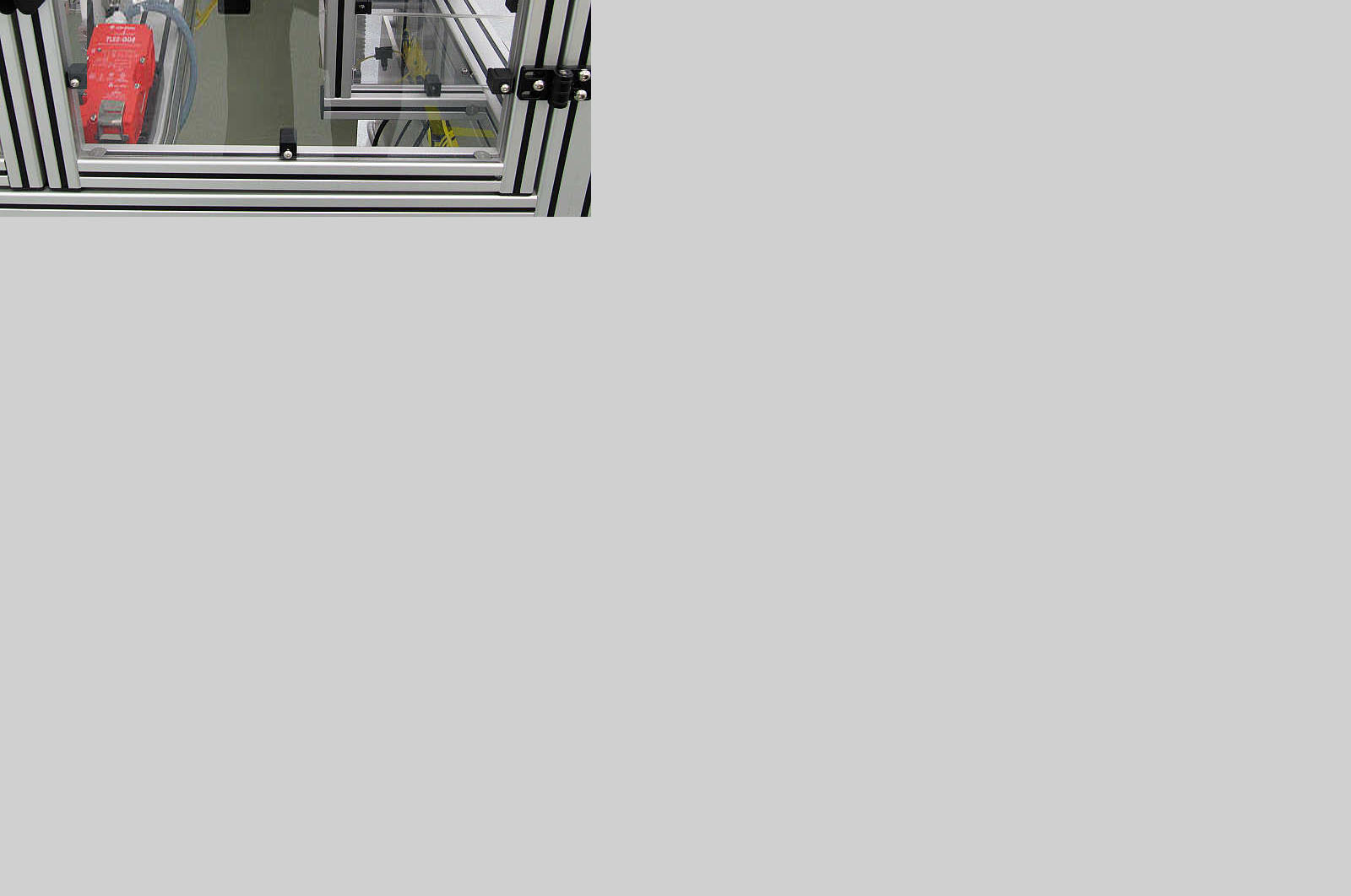 鋁型材框架組裝廠家在工作前都要準(zhǔn)備些什么
