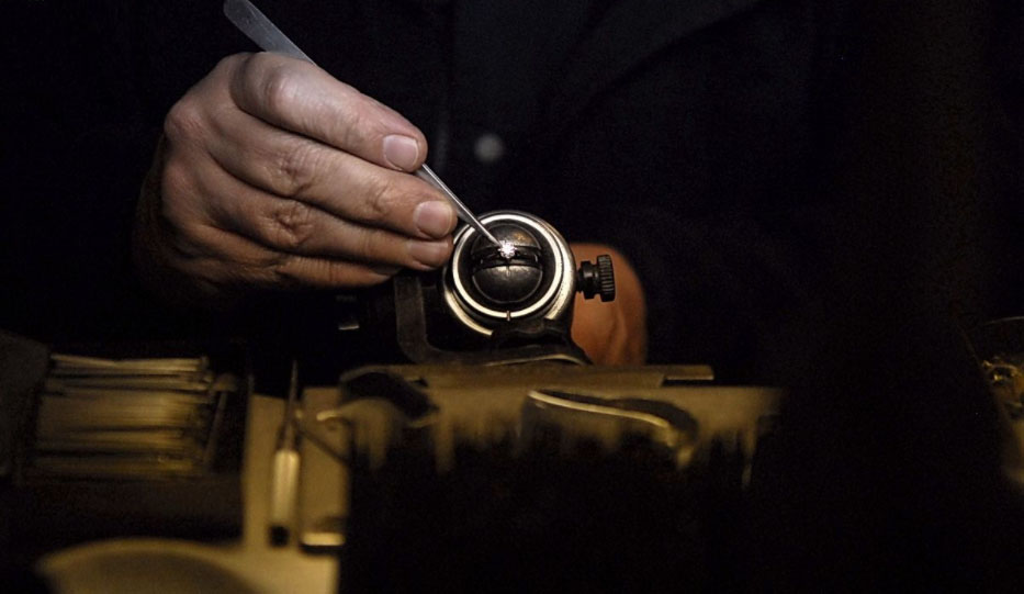 淺談鋁制品零件使用研磨刷的好處