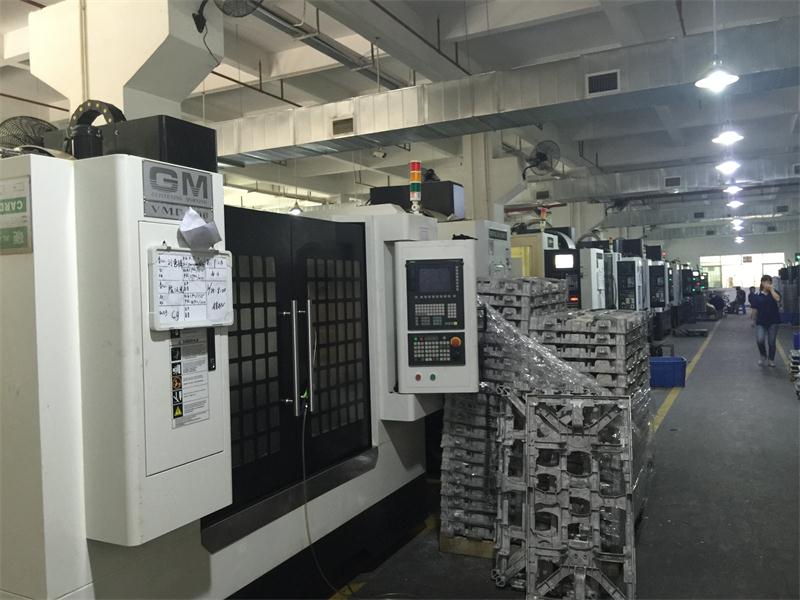 多臺機械設(shè)備