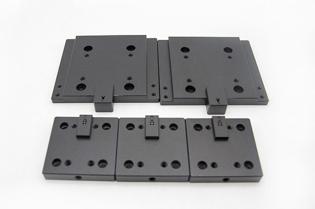 鋁型材加工廠家，想要客戶多需要做到那幾點(diǎn)！